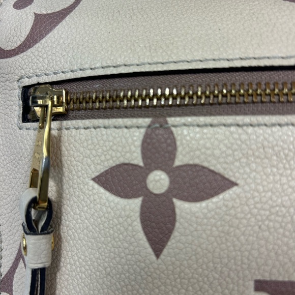 Louis Vuitton Pochette Métis Monogram Implant MM - Picture 5 of 9